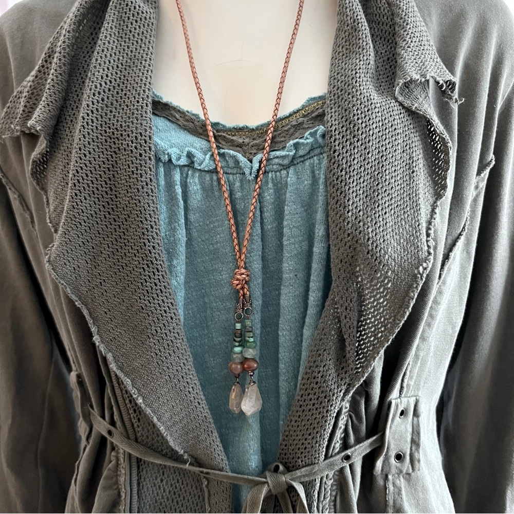 Great boho jacket in excellent condition. Please see details for bundle option.